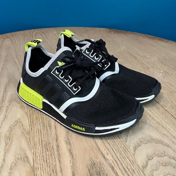 adidas NMD R1 Sneaker Black Solar Yellow White Trainer Gym Shoe Men’s Size 5 - Picture 2 of 12